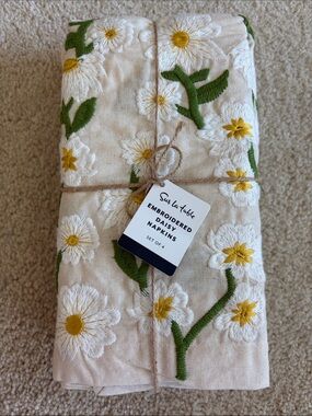 Sur La Table Cream Napkins with White Daisies and Yellow Centers